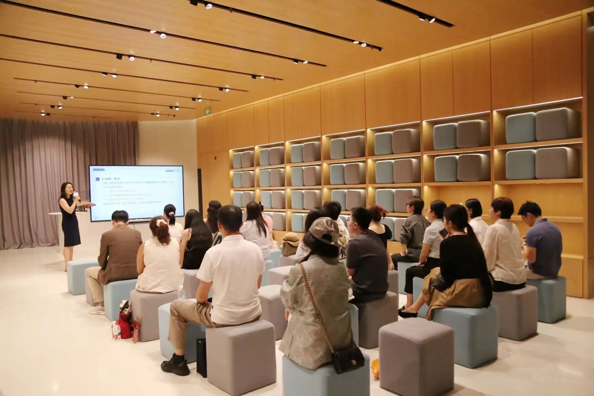 1756781034310557jpg b481a99cae4a534532846450f81872f7jpg