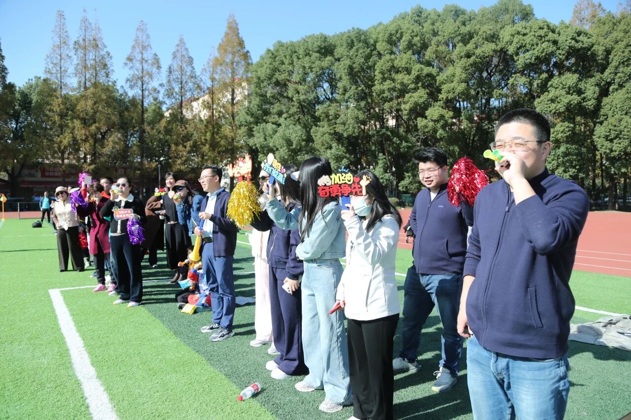 4d03e1557d956ec694a0710343e72c90jpg