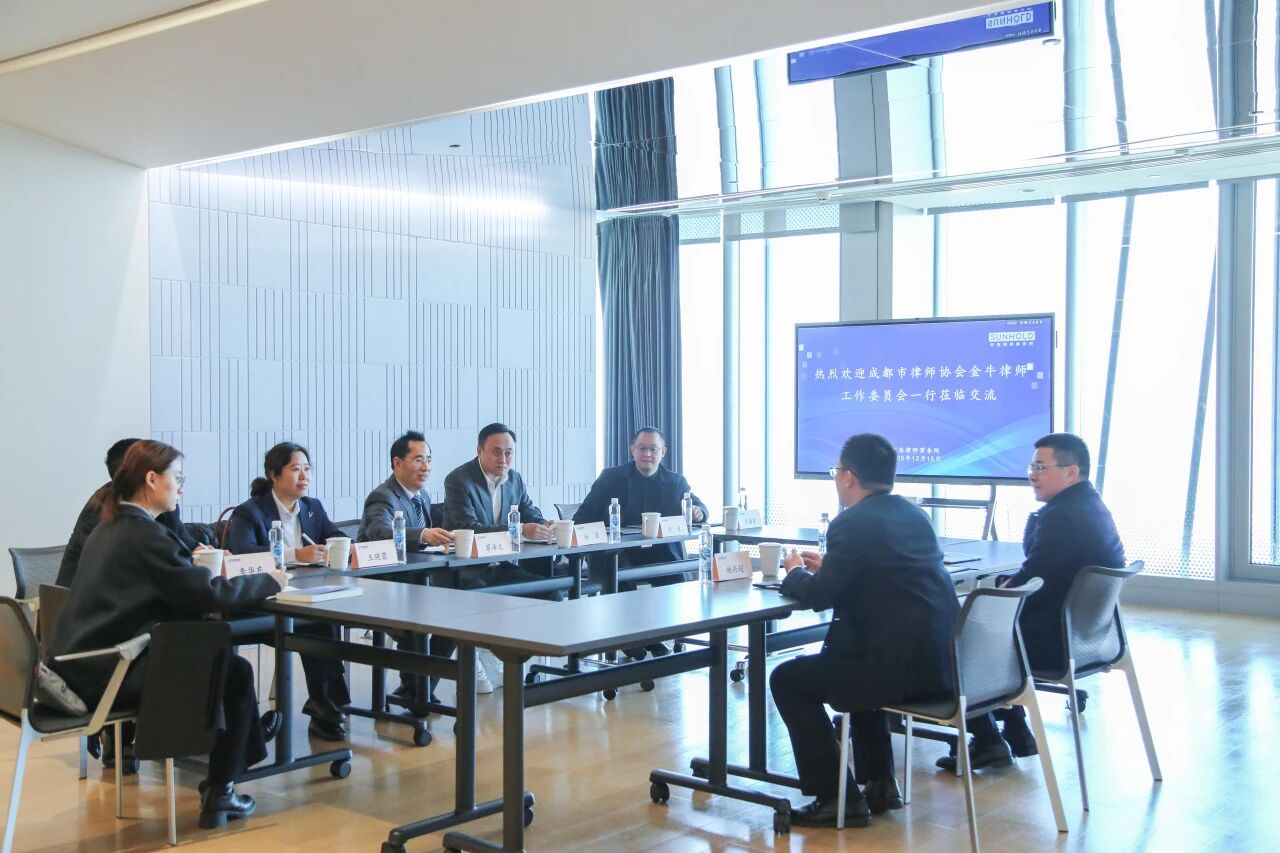 bdd74ee41701bedc78206fb9e51b7734jpg