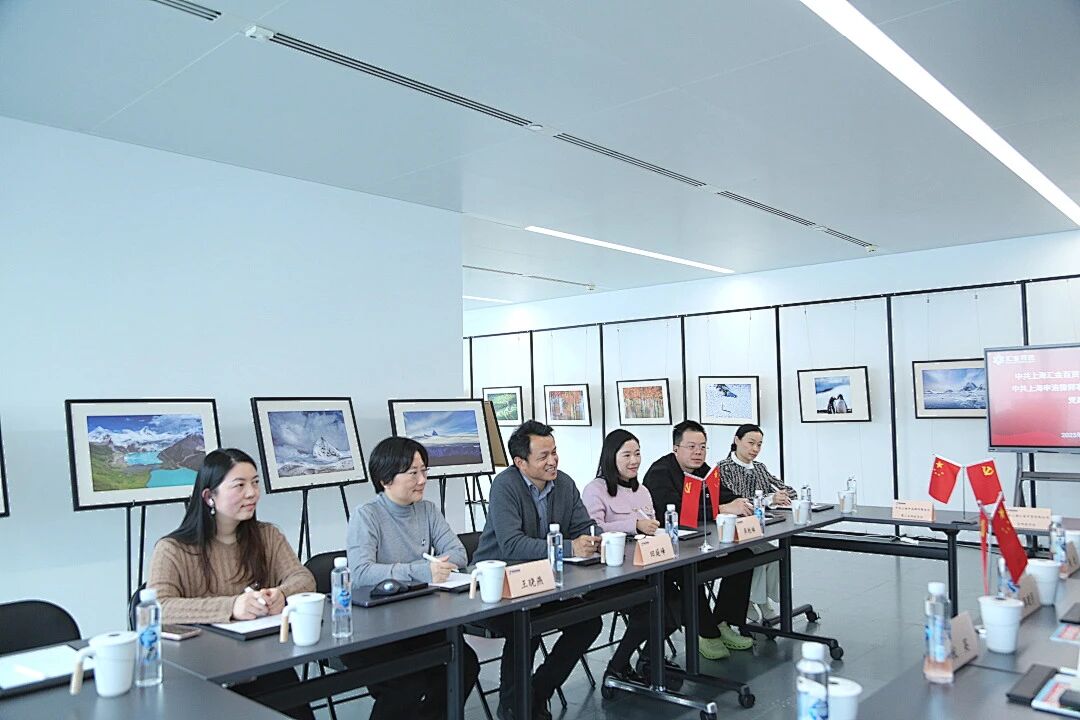 c074e8dd8e07dcd4fdb022fda948829ejpg